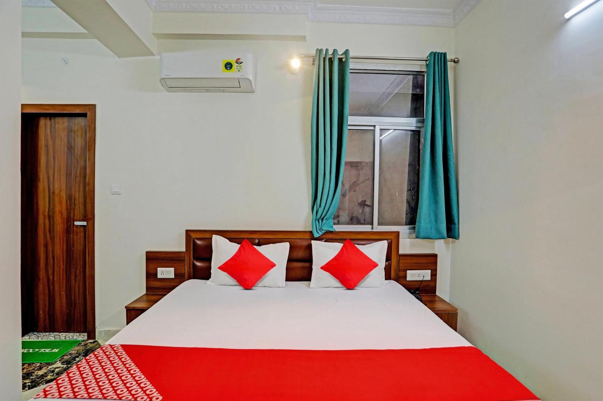 Hotel O Al Diwan Banquet And Suites Kanpur Bagian luar foto