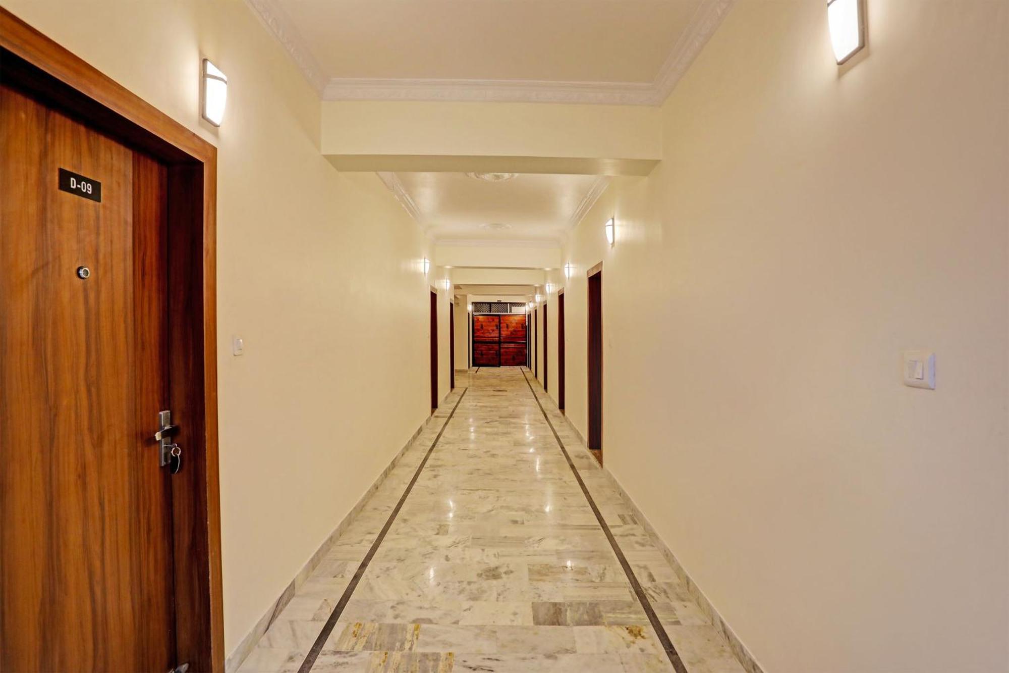 Hotel O Al Diwan Banquet And Suites Kanpur Bagian luar foto